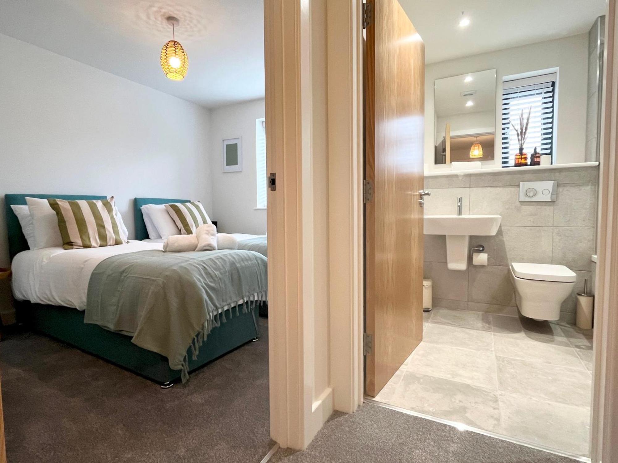 Exceptional 3 Bedroom Home In Penzance~New~Seaside Bagian luar foto